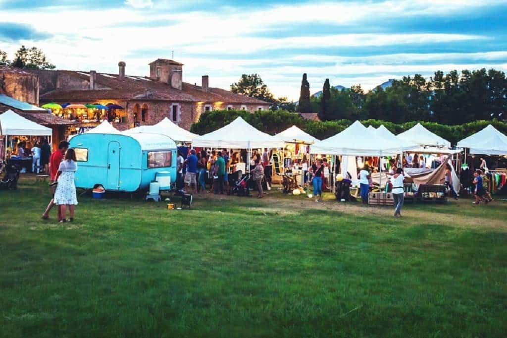 mercadillos el white summer de girona