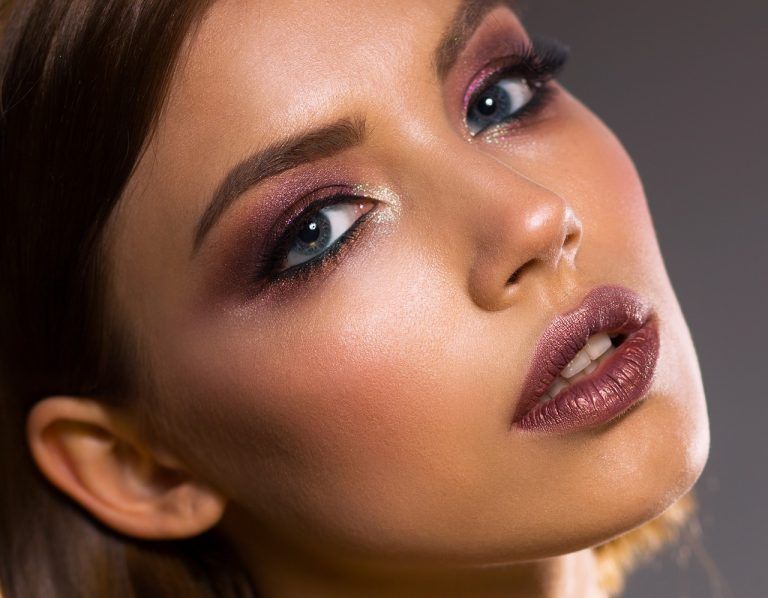 iluminador de maquillaje