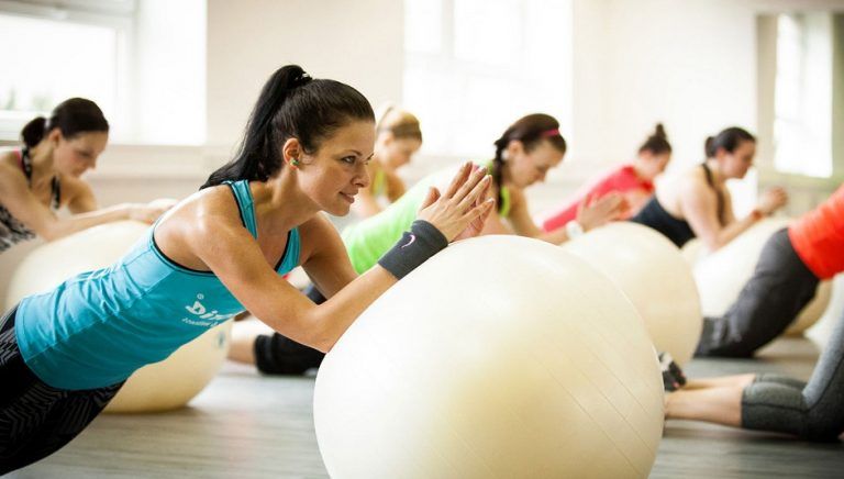 ejercicios con fitball