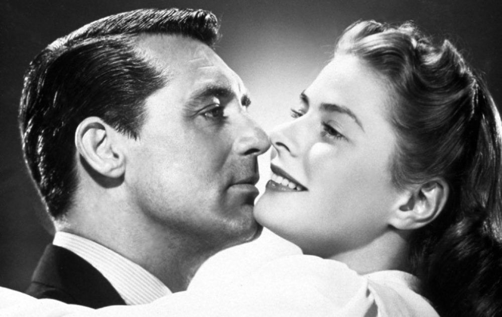 Cary Grant e Ingrid-Bergman beso