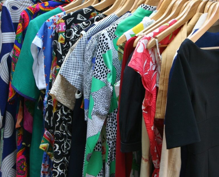 Vender ropa usada por internet