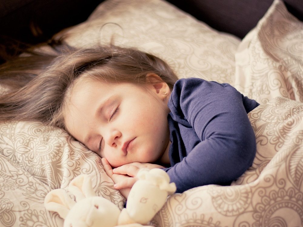 niña durmiendo