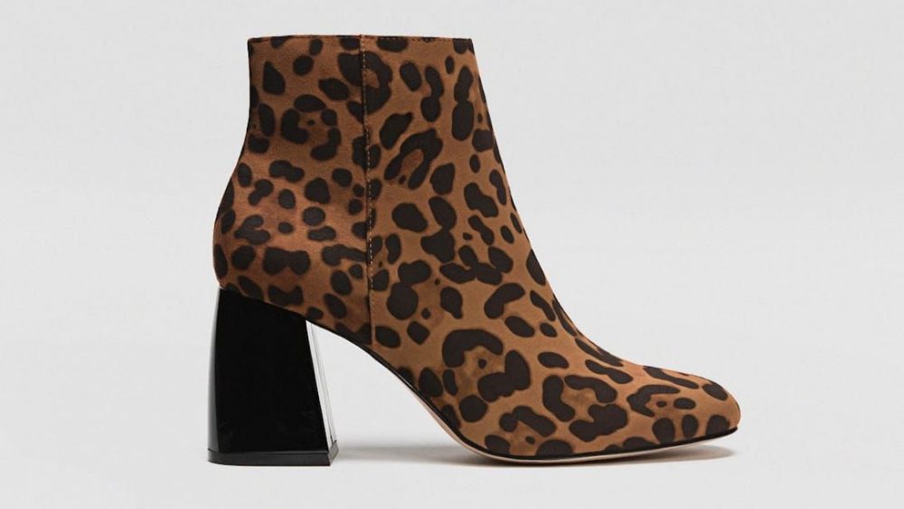 botín animal print con tacón