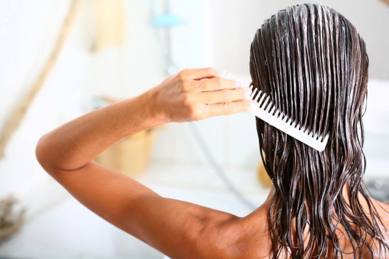 cinco mascarillas naturales para el pelo que puedes hacer en casa