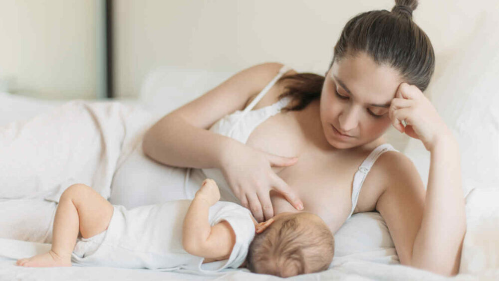 mejores posturas para amamantar