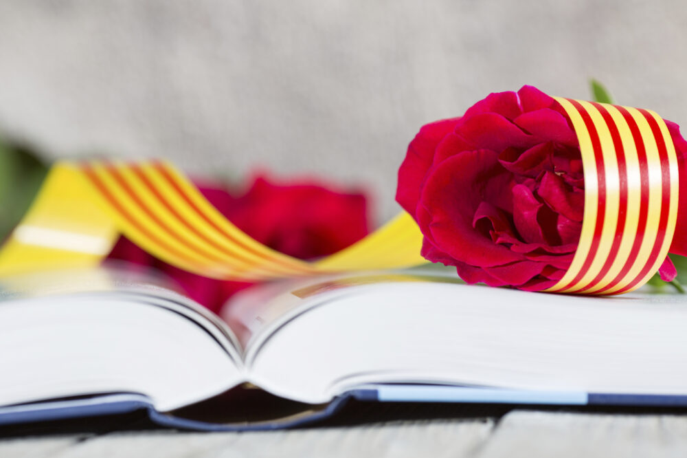 libros y rosas de sant jordi