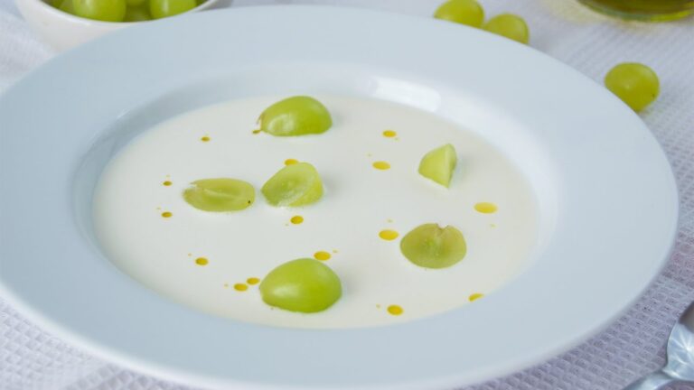 ajoblanco malagueño