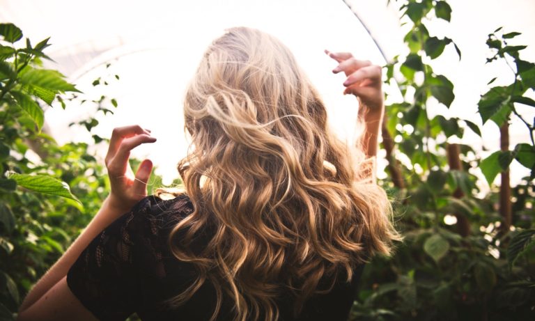 Los cortes de pelo fáciles de peinar son modernos y muy versátiles