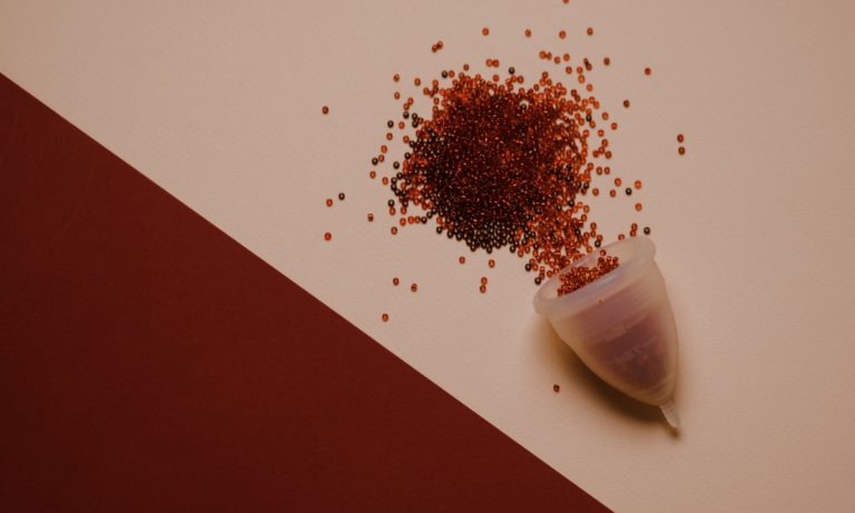 "¿Por qué no me viene la regla?" es una de las preguntas más frecuentes de las mujeres