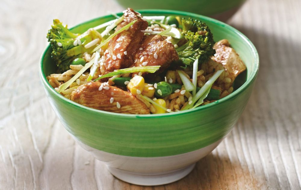 salteado de pollo y arroz con limón
