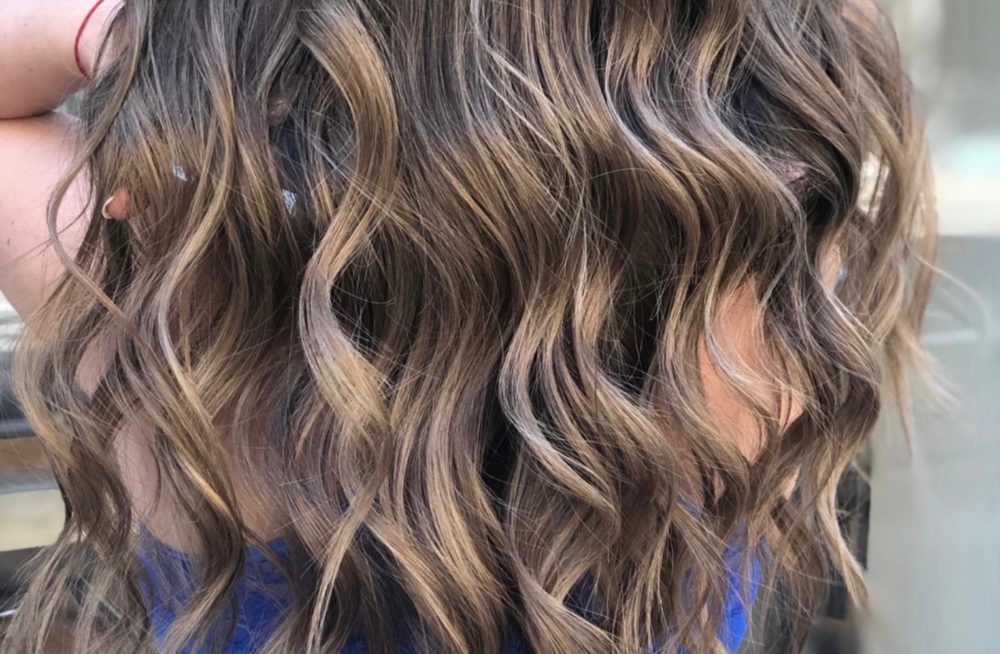 como hacer mechas balayage en casa
