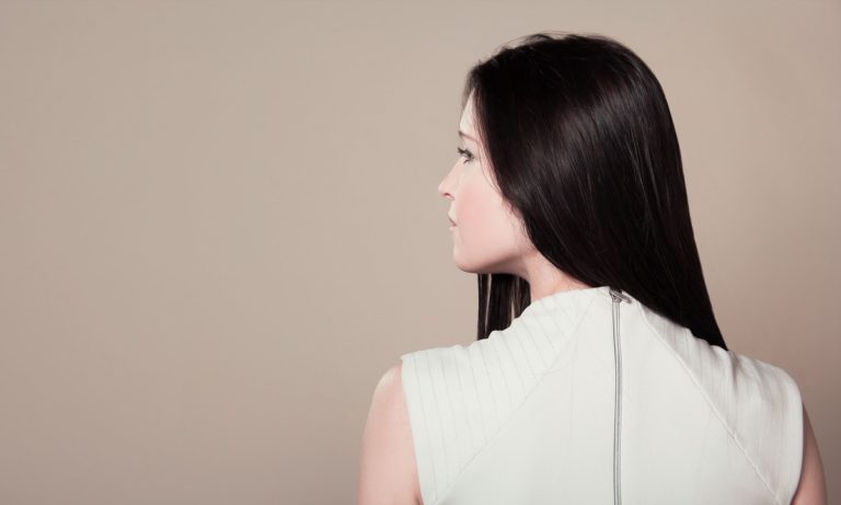 El tratamiento de keratina repara el cabello