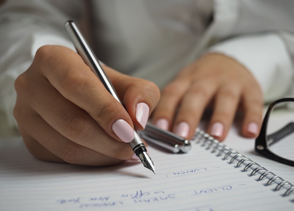 Conoce la manicura tendencias para el 2023